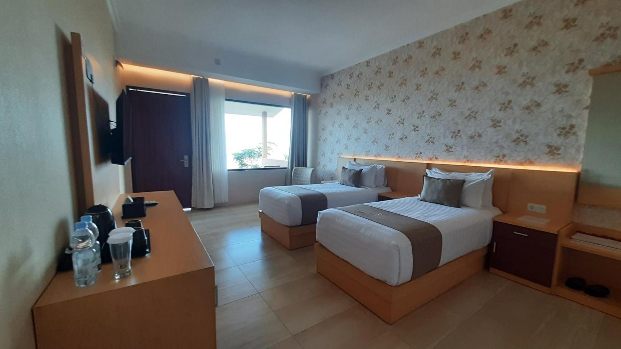 Bukit Indah Doda Hotel & Resorts Palu Cameră foto